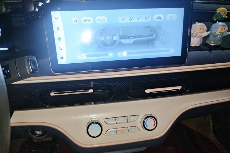 Used Cowin October 2023 201km Wave Rider Edition Audio And AC Panel