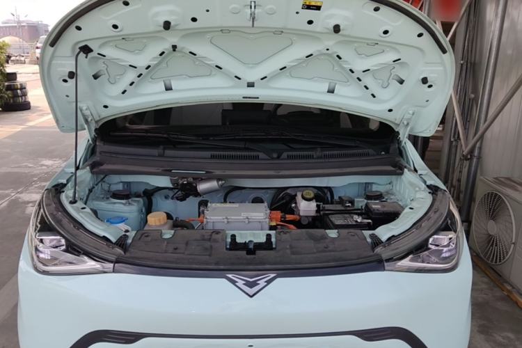 Used Cowin October 2023 301km Zhi Feng Edition Engine Bay