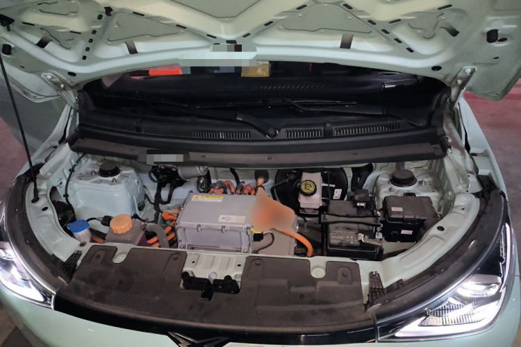 Used Cowin October 2023 301km Zhi Feng Edition Engine Bay