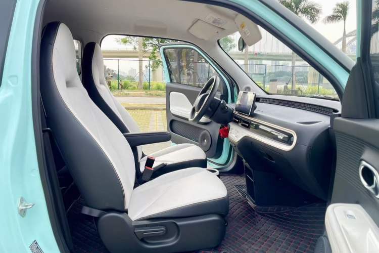 Used Cowin October 2023 301km Zhi Feng Edition Exterior 9