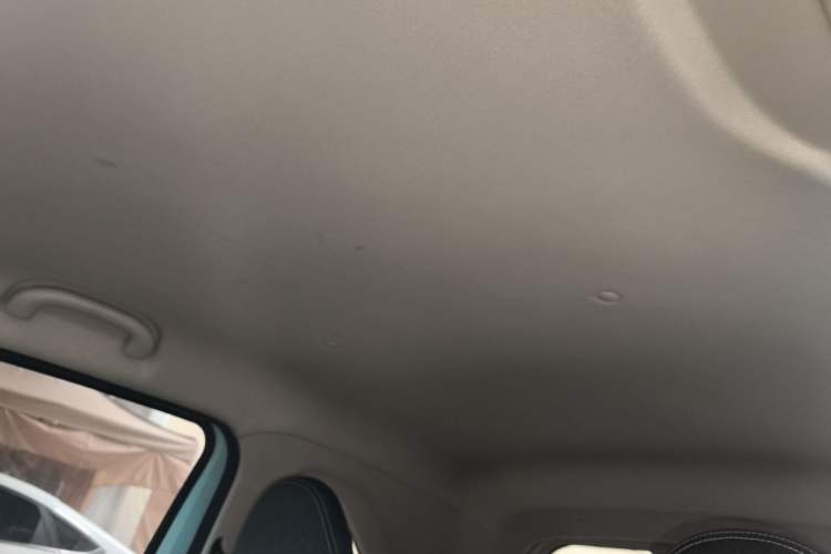 Used Cowin October 2023 201km Wave Rider Edition Headliner