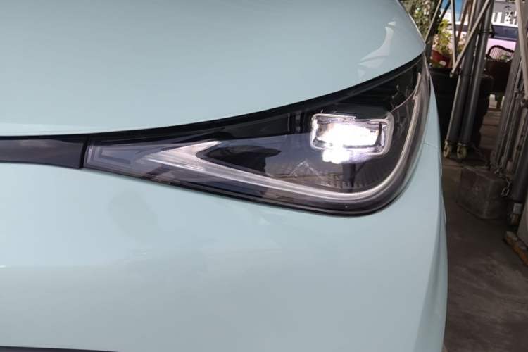 Used Cowin October 2023 301km Zhi Feng Edition Left Front Headlight