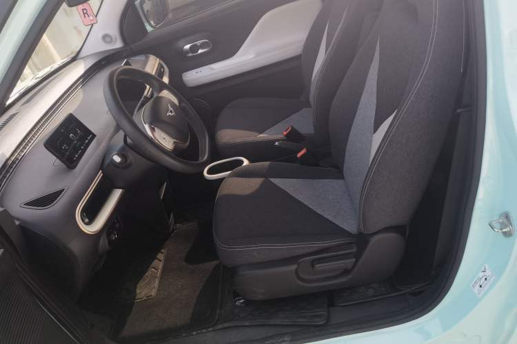 Used Cowin October 2023 201km Wave Rider Edition Left Front Seat