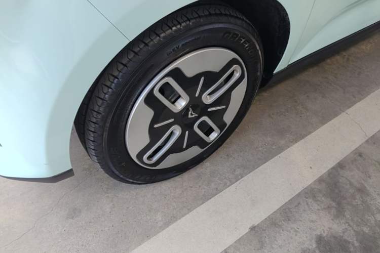 Used Cowin October 2023 301km Zhi Feng Edition Left Front Wheel Hub
