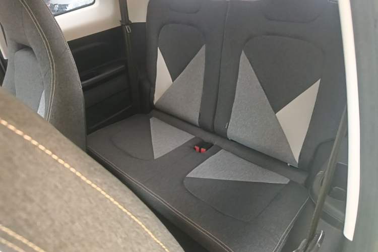 Used Cowin October 2023 201km Wave Rider Edition Left Rear Seat