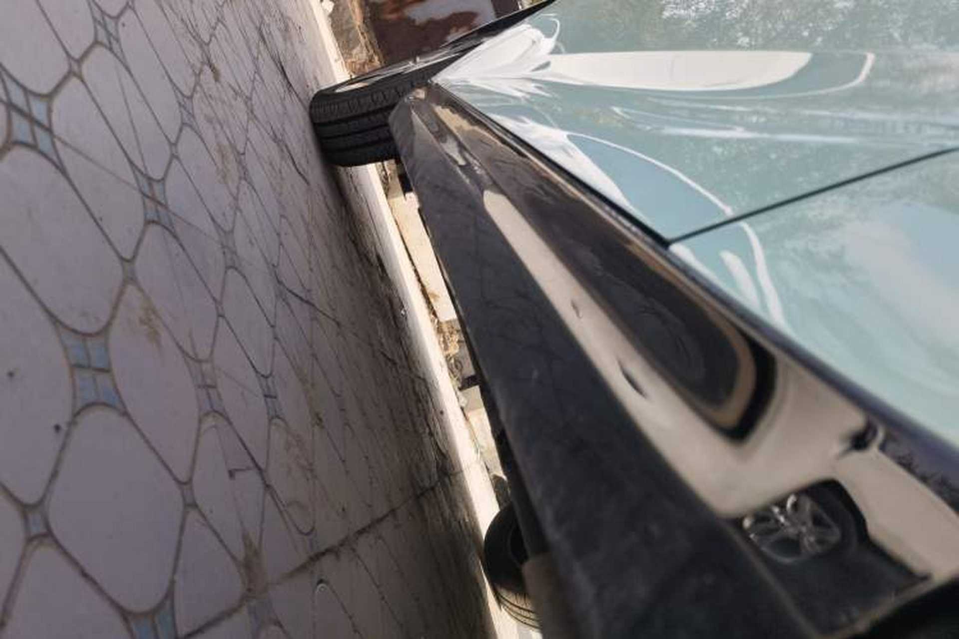 Used Cowin October 2023 201km Wave Rider Edition Left Side Sill