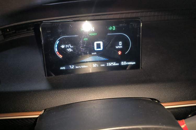 Used Cowin October 2023 301km Zhi Feng Edition Odometer Close Up