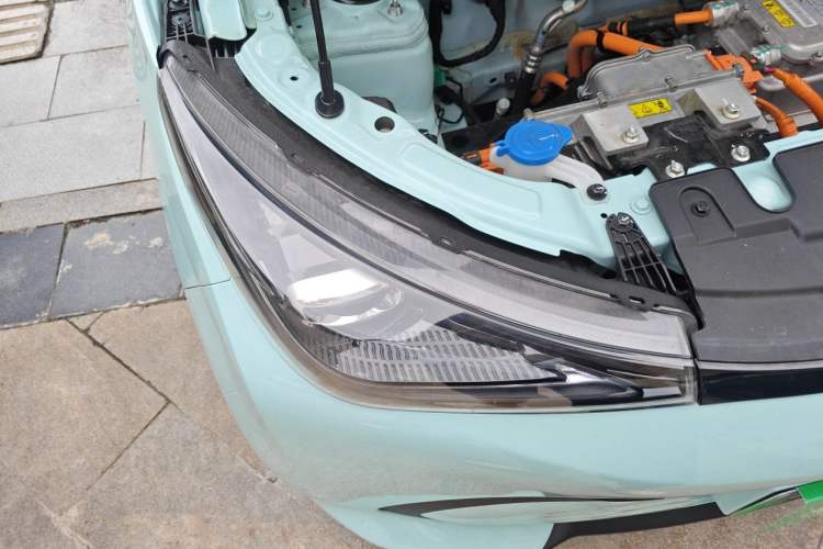 Used Cowin October 2023 201km Wave Rider Edition Right Front Headlight