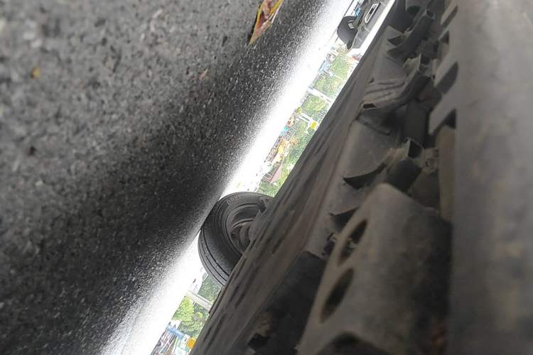 Used Cowin October 2023 201km Wave Rider Edition Chassis Front Right