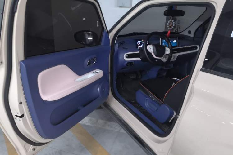 Used Cowin October 2023 201km Wave Rider Edition Driver Seat