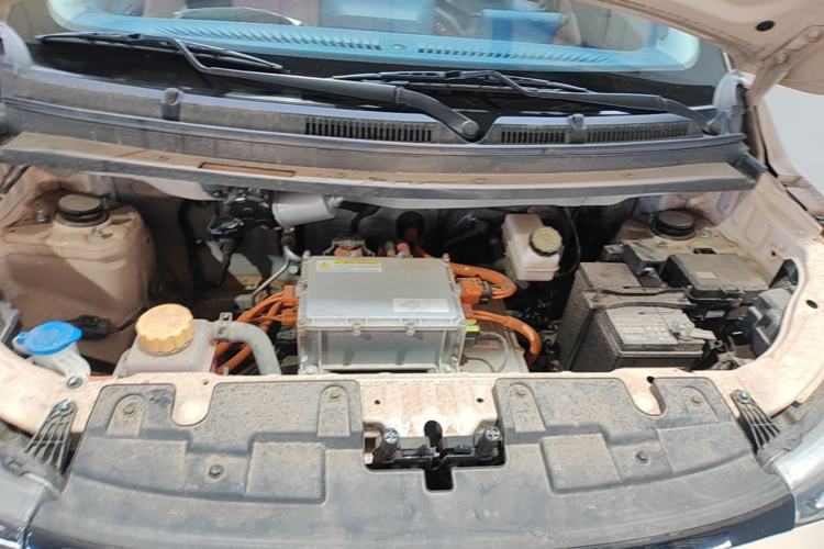 Used Cowin October 2023 301km Zhi Feng Edition Engine Bay
