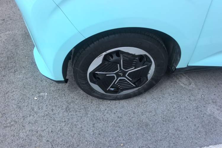 Used Cowin October 2023 301km Zhi Feng Edition Left Front Wheel Hub