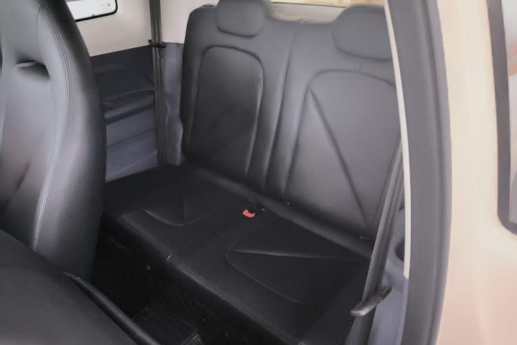 Used Cowin October 2023 201km Wave Rider Edition Left Rear Seat