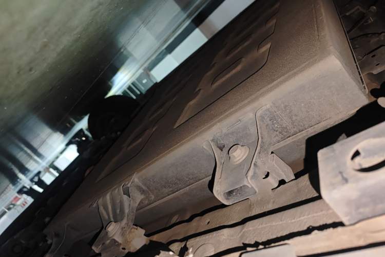 Used Cowin October 2023 201km Wave Rider Edition Chassis Rear Right