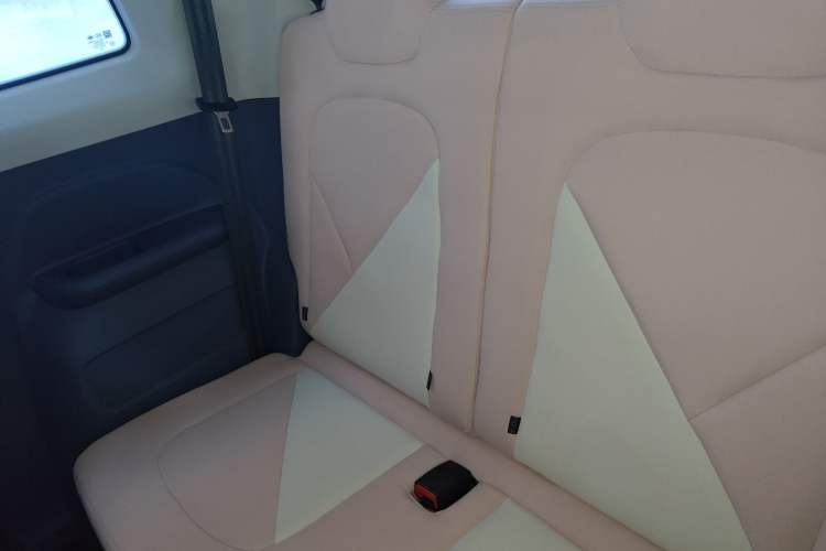 Used Cowin October 2023 301km Zhi Feng Edition Left Rear Seat