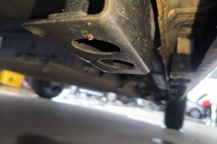 Used Cowin October 2023 201km Wave Rider Edition Left Side Sill