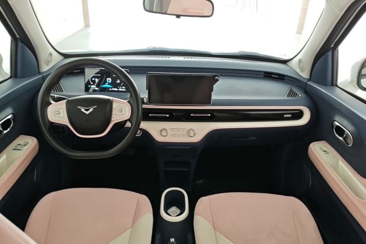 Used Cowin October 2023 201km Wave Rider Edition Center Console
