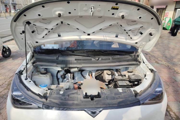 Used Cowin October 2023 201km Wave Rider Edition Engine Bay
