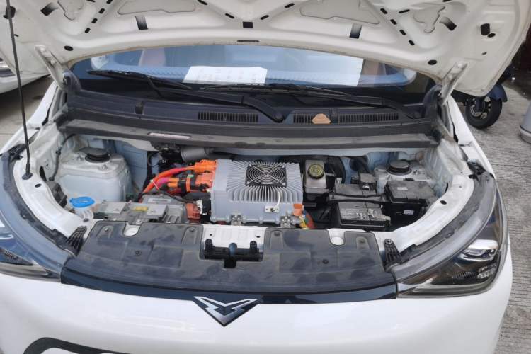 Used Cowin October 2023 201km Wave Rider Edition Engine Bay