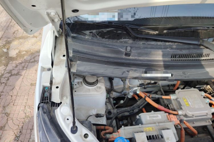 Used Cowin October 2023 201km Wave Rider Edition Engine Bay Right