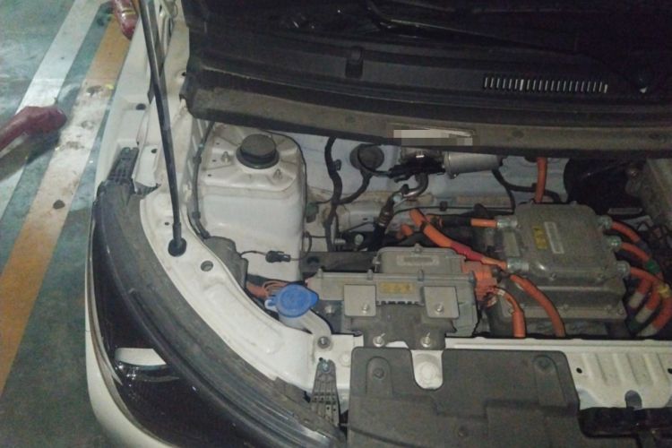 Used Cowin October 2023 201km Wave Rider Edition Engine Bay Right