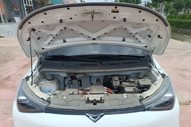 Used Cowin October 2023 201km Wave Rider Edition Engine Bay