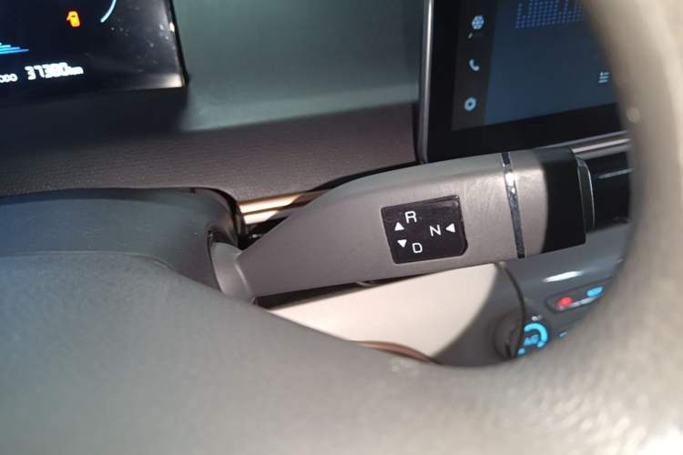 Used Cowin October 2023 201km Wave Rider Edition Gear Lever