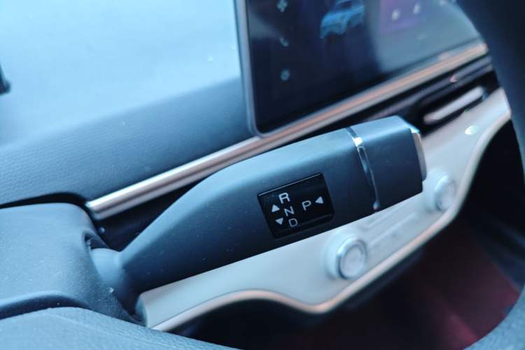 Used Cowin October 2023 301km Zhi Feng Edition Gear Lever