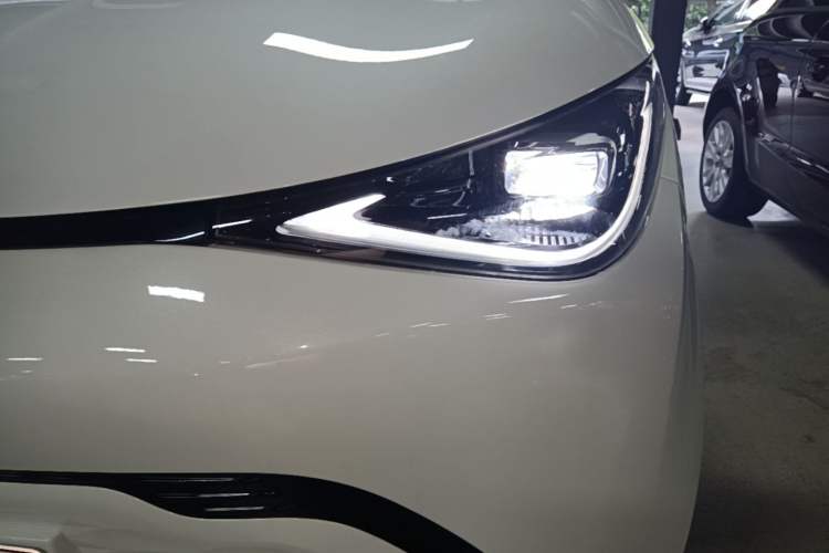 Used Cowin October 2023 201km Wave Rider Edition Left Front Headlight