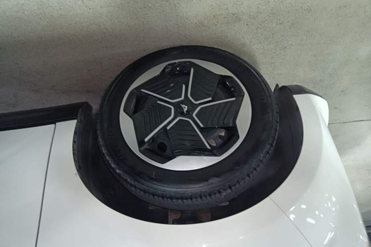 Used Cowin October 2023 201km Wave Rider Edition Left Front Wheel Hub