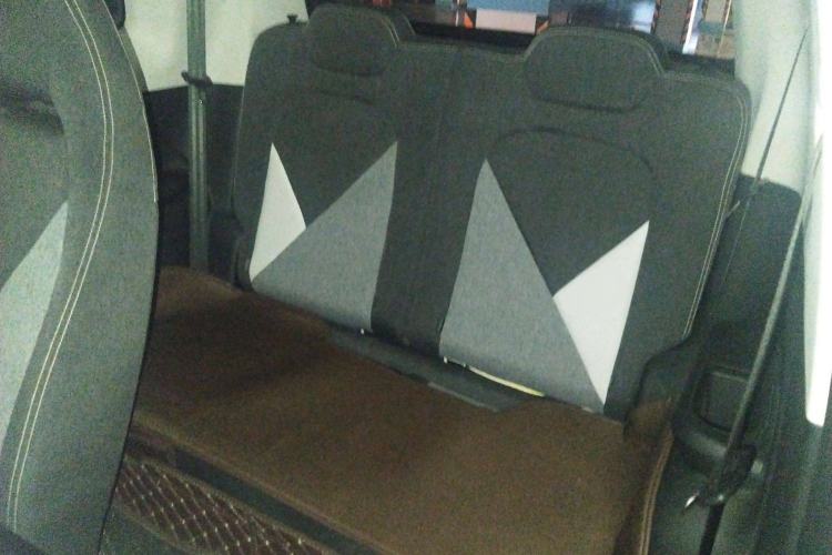Used Cowin October 2023 201km Wave Rider Edition Left Rear Seat