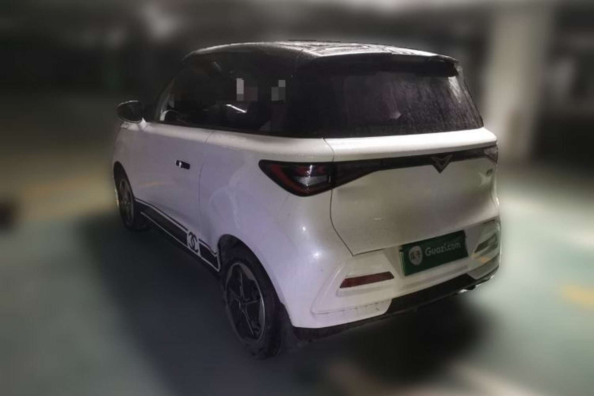 Used Cowin October 2023 201km Wave Rider Edition Rear Left 45 Deg