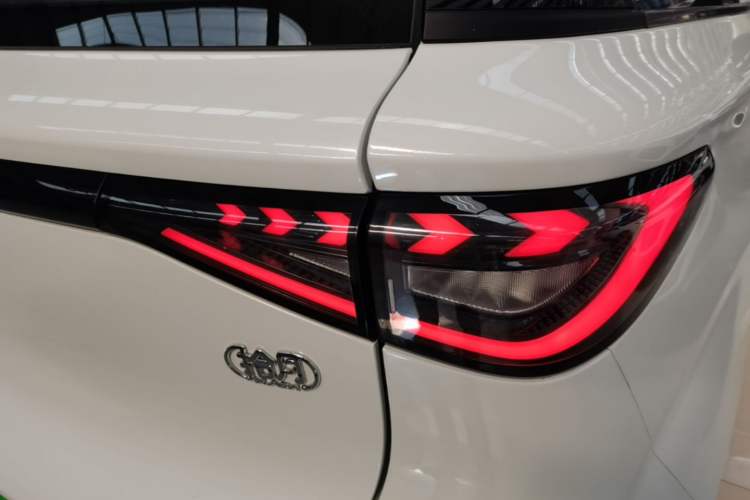 Used Cowin October 2023 201km Wave Rider Edition Right Rear Taillight