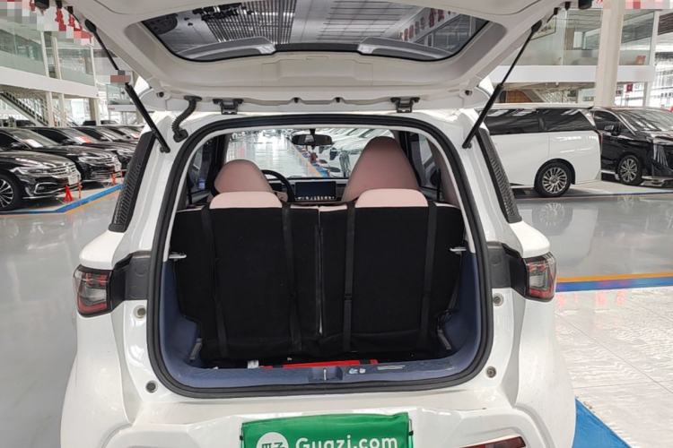Used Cowin October 2023 201km Wave Rider Edition Trunk