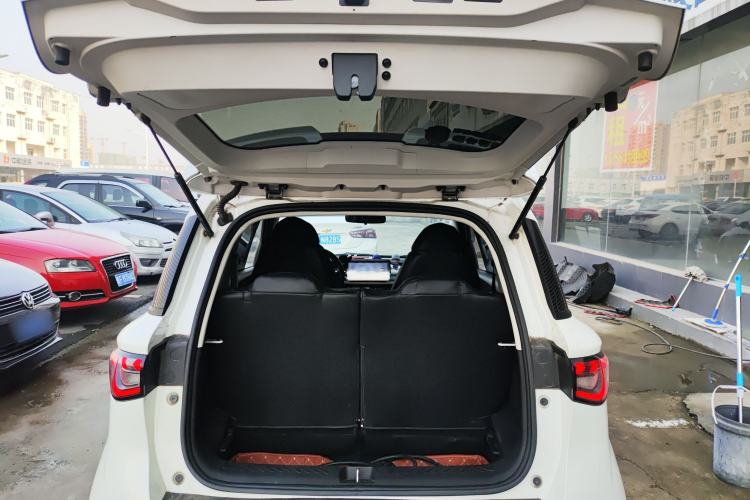 Used Cowin October 2023 201km Wave Rider Edition Trunk
