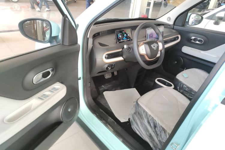 Used Cowin October 2025 Mate 300km Chasing Wind Edition Driver Seat
