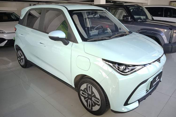 Used Cowin October 2025 Mate 300km Surfing Edition Front Right 45 Deg