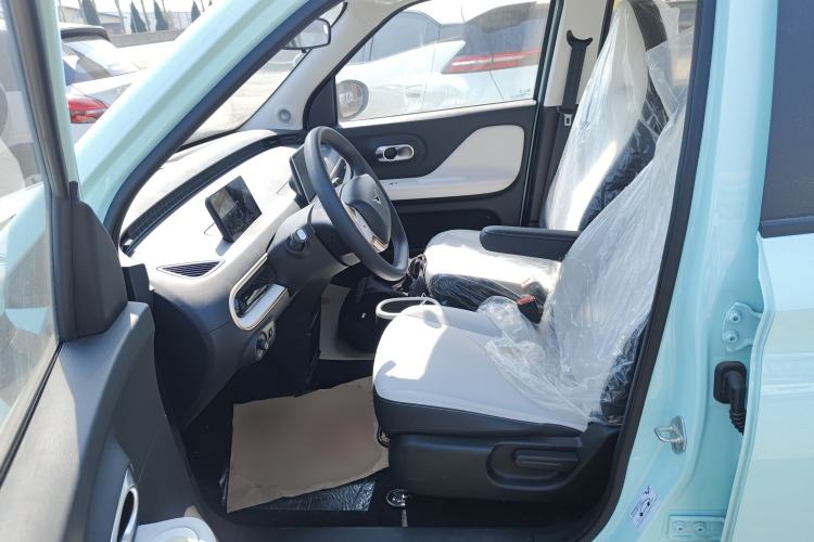 Used Cowin October 2025 Mate 300km Surfing Edition Left Front Seat