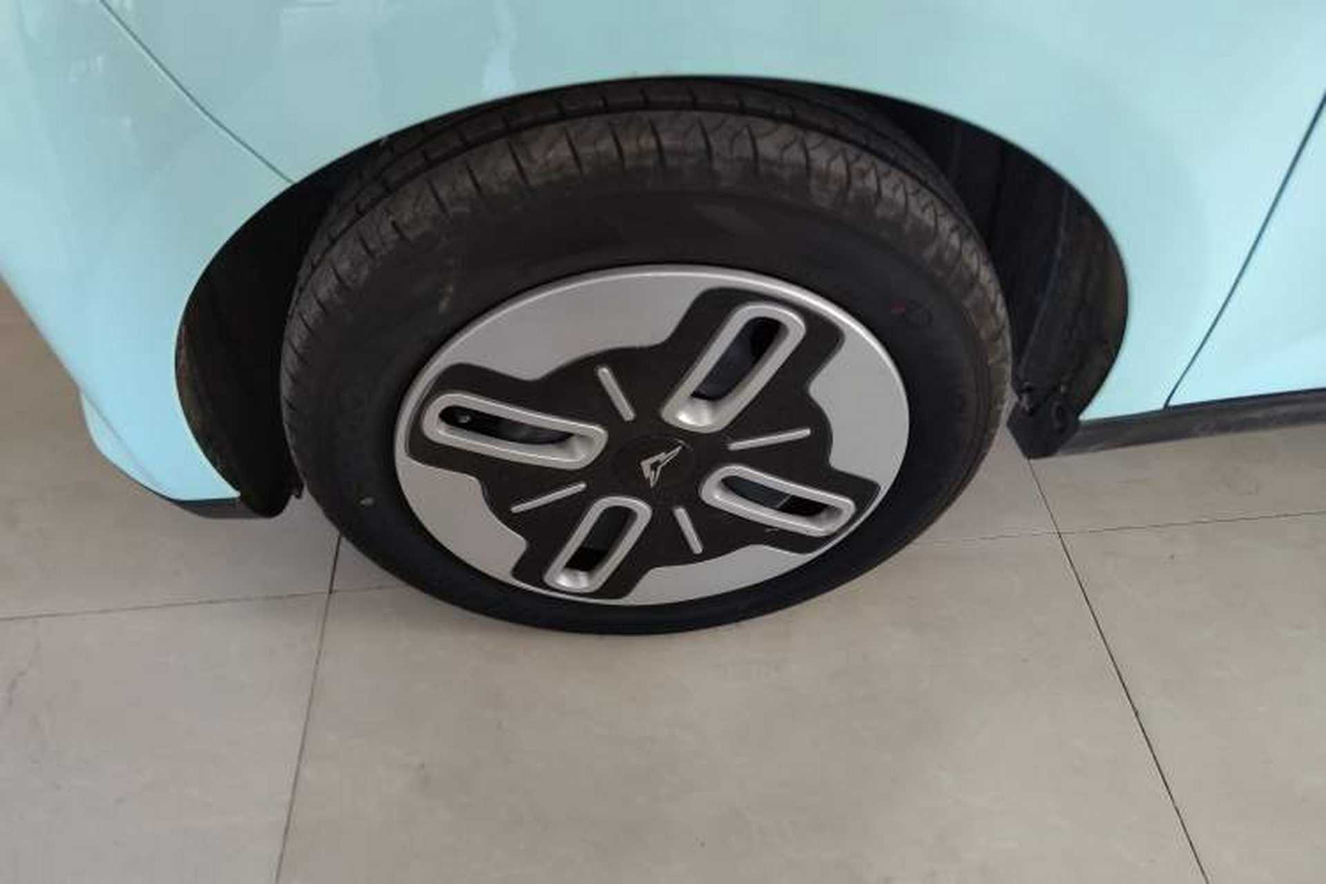 Used Cowin October 2025 Mate 300km Chasing Wind Edition Left Front Wheel Hub