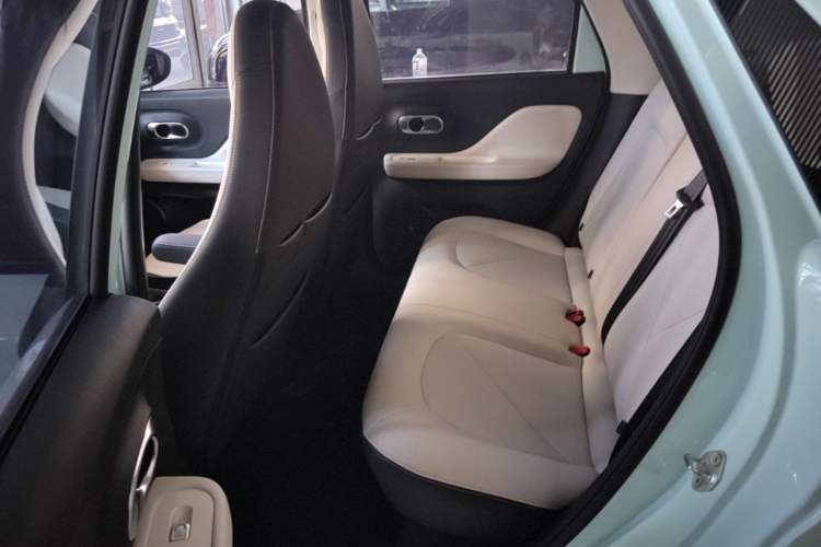 Used Cowin October 2025 Mate 300km Surfing Edition Left Rear Seat