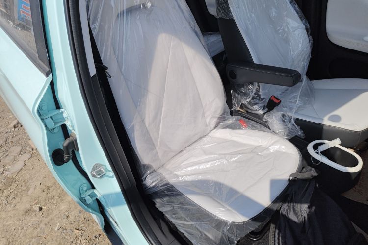 Used Cowin October 2025 Mate 300km Surfing Edition Right Front Seat
