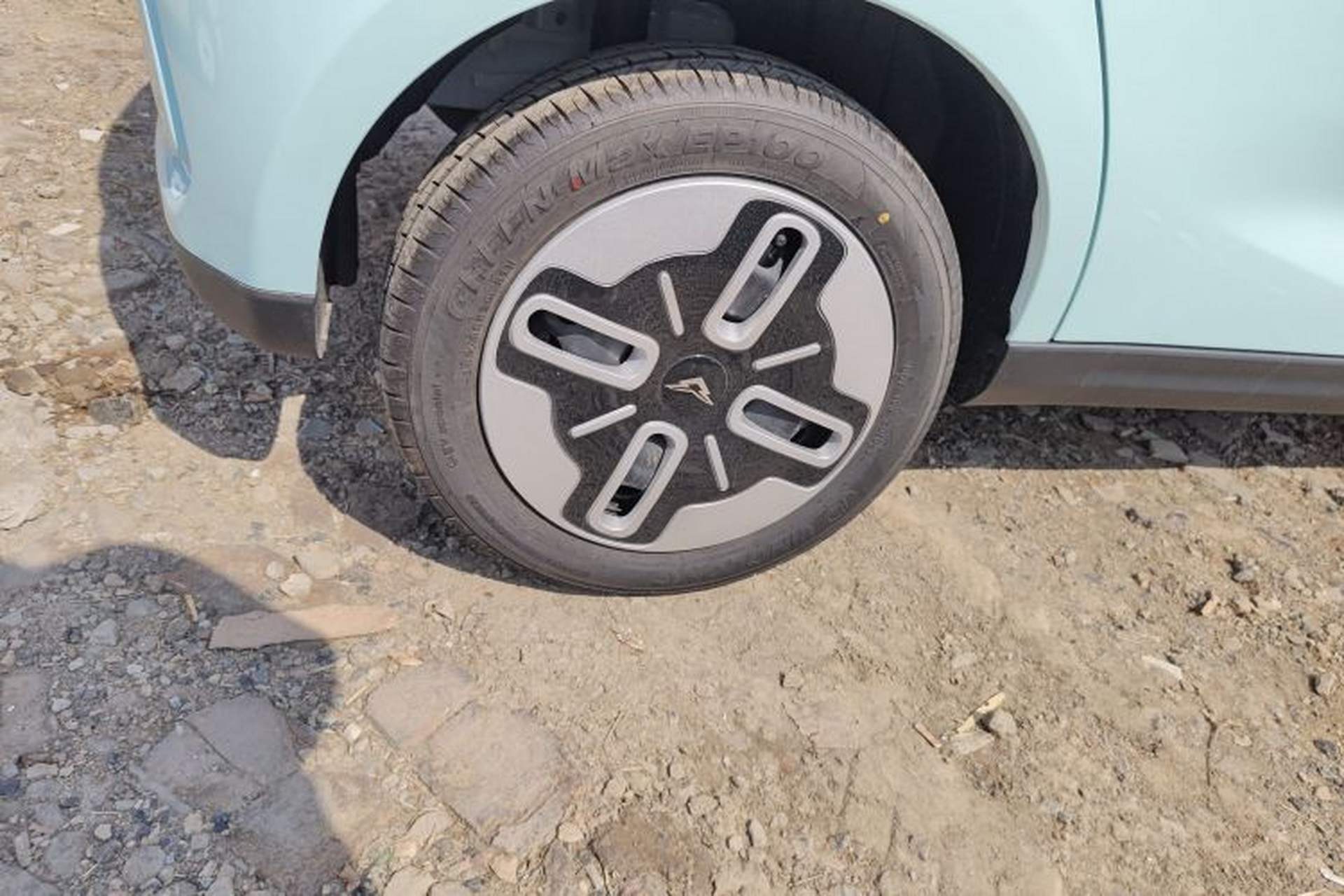 Used Cowin October 2025 Mate 300km Surfing Edition Right Rear Wheel Hub