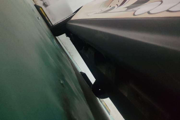 Used Cowin October 2025 Mate 300km Surfing Edition Chassis Front Right