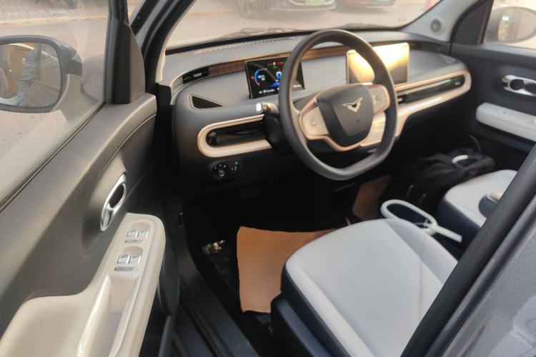 Used Cowin October 2025 Mate 410 km Surfing Edition Driver Seat