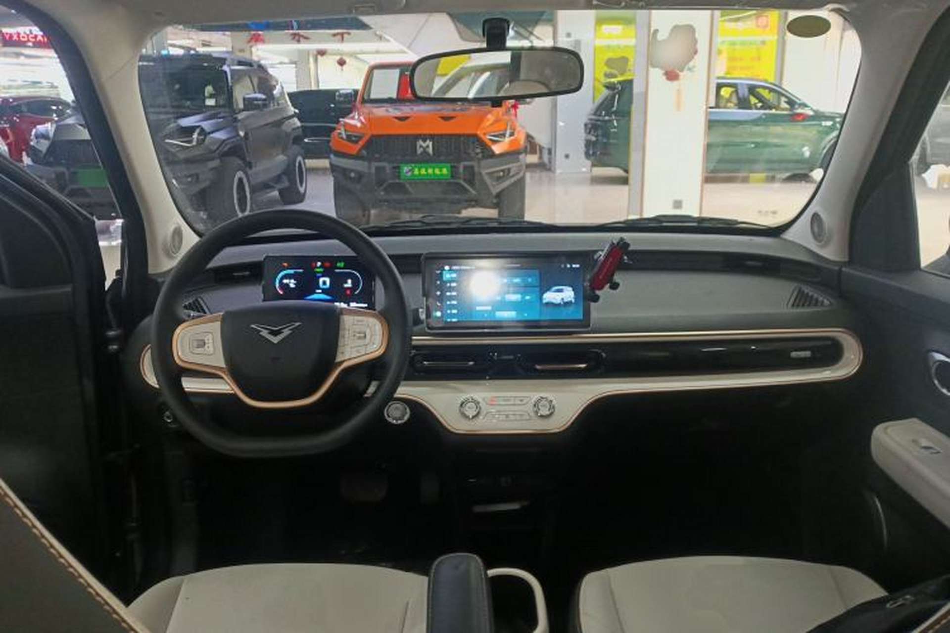 Used Cowin October 2025 Mate 410 km Surfing Edition Interior 2