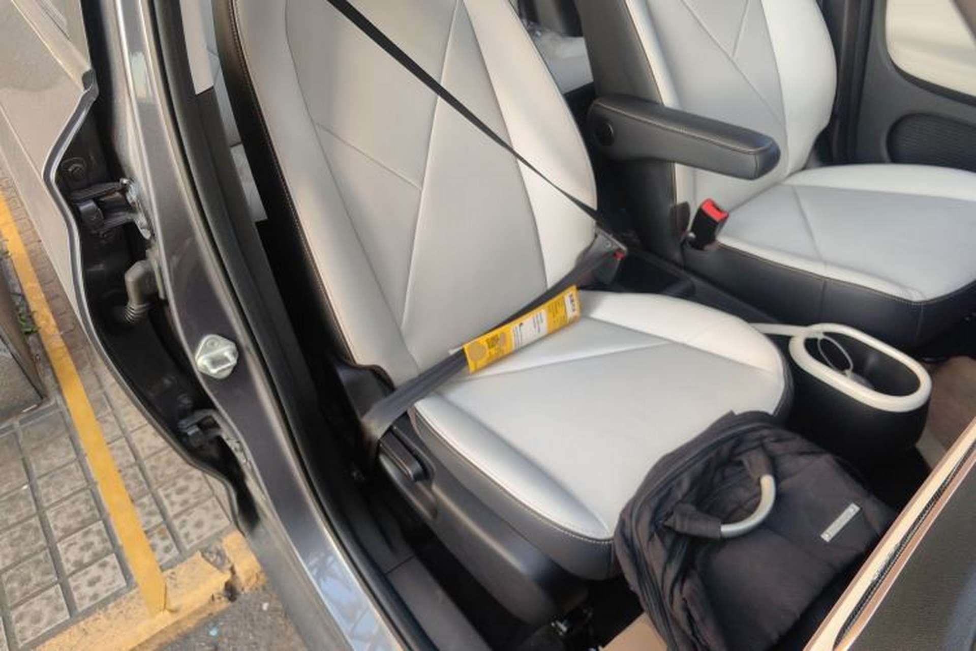 Used Cowin October 2025 Mate 410 km Surfing Edition Right Front Seat