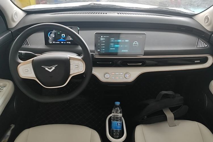 Used Cowin October 2025 Mate 300km Surfing Edition Center Console
