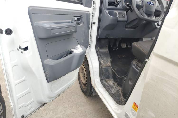 Used Cowin October  Driver Seat