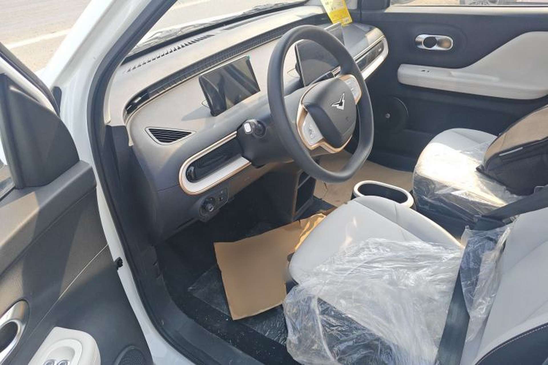 Used Cowin October 2025 Mate 300km Surfing Edition Driver Seat