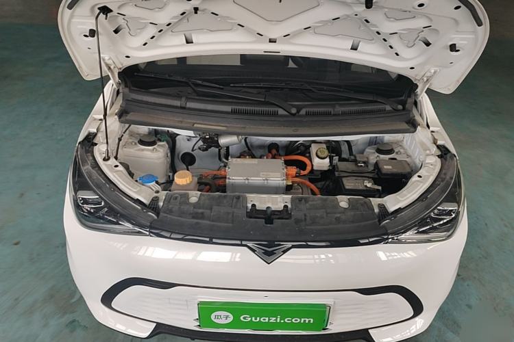 Used Cowin October 2025 Mate 300km Surfing Edition Engine Bay